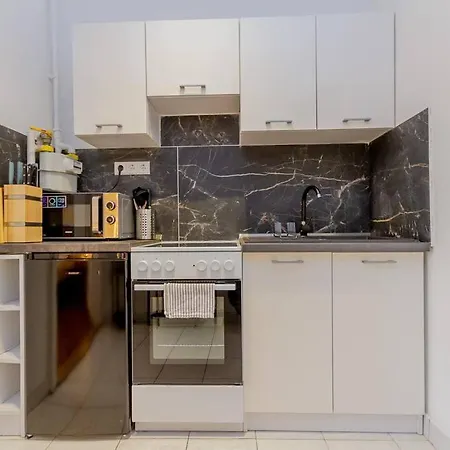 Bright-nest Downtown Terrace Nw דירה